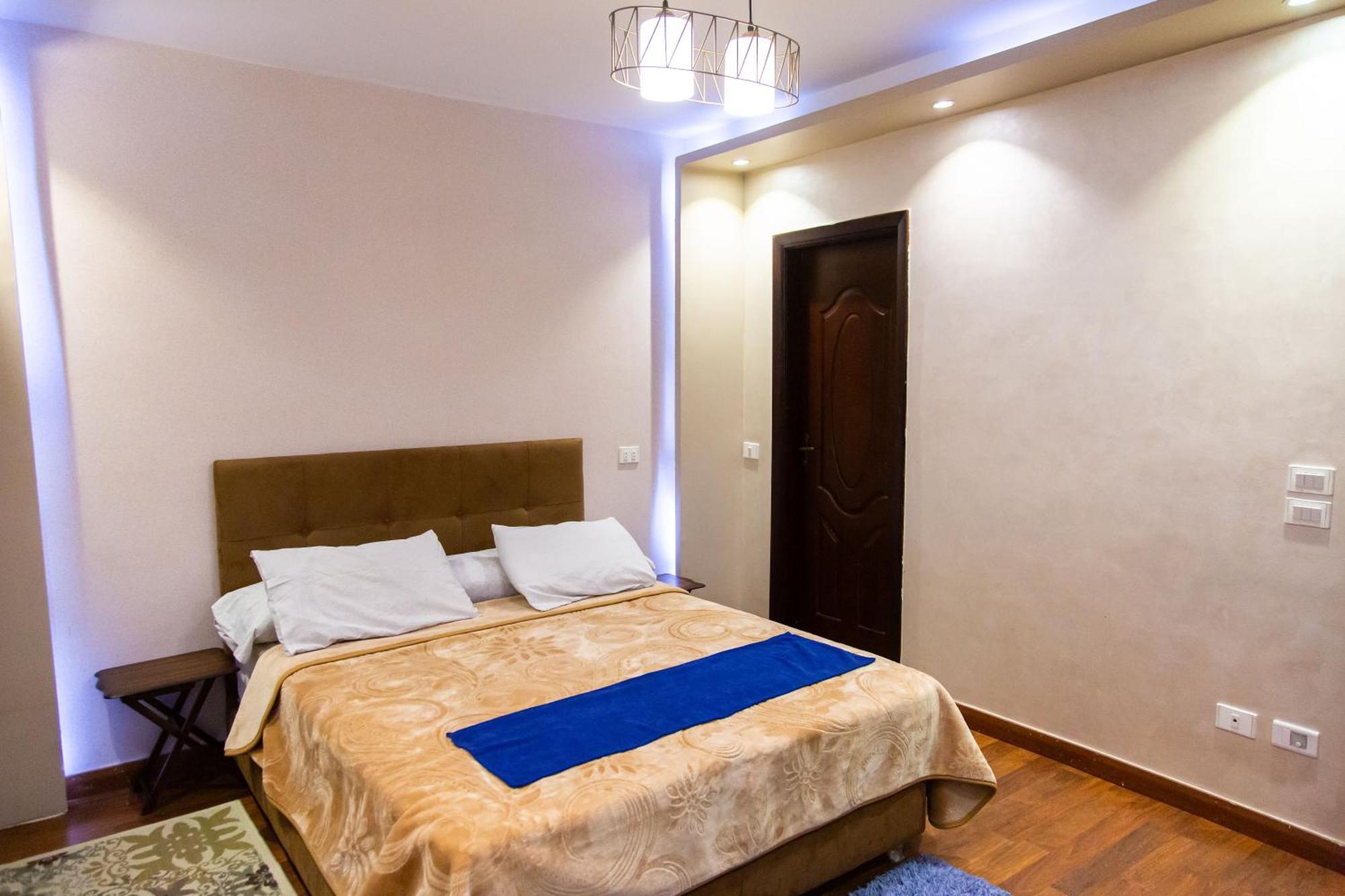 Heliopolis Apartment *